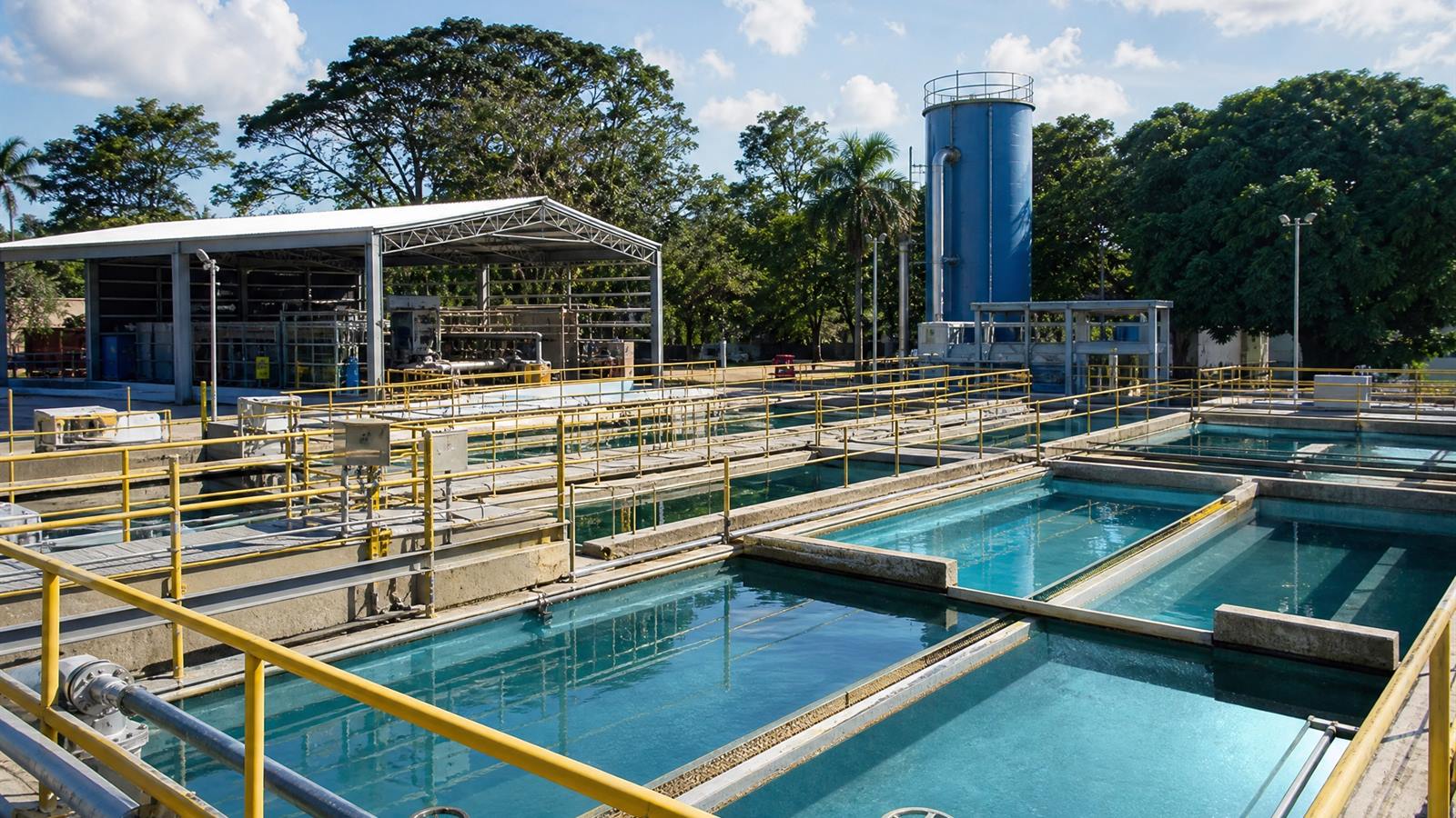 Estação de tratamento de água (ETA) com gerador de cloro H2O para saneamento